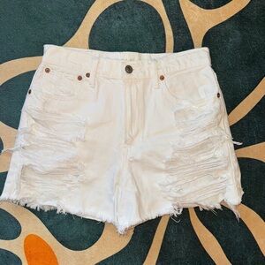 American Eagle High Rise White Distressed Denim Shorts Size 2
